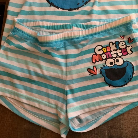 Pajama Set - Picture 6 of 6